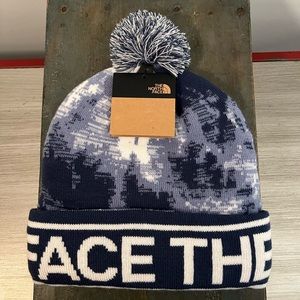 The North Face Youth Winter Pom Pom Beanie NWT